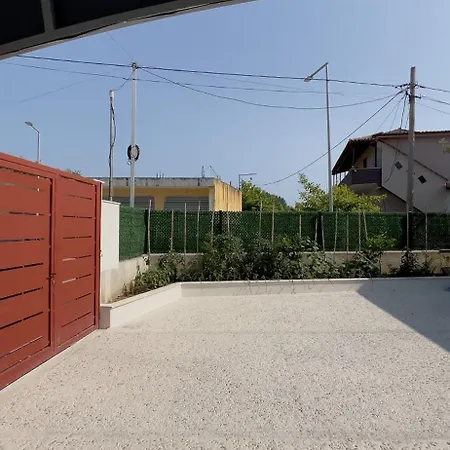 Niks Homestay