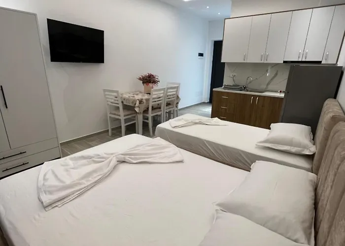 Niks 홈스테이 Vlorë